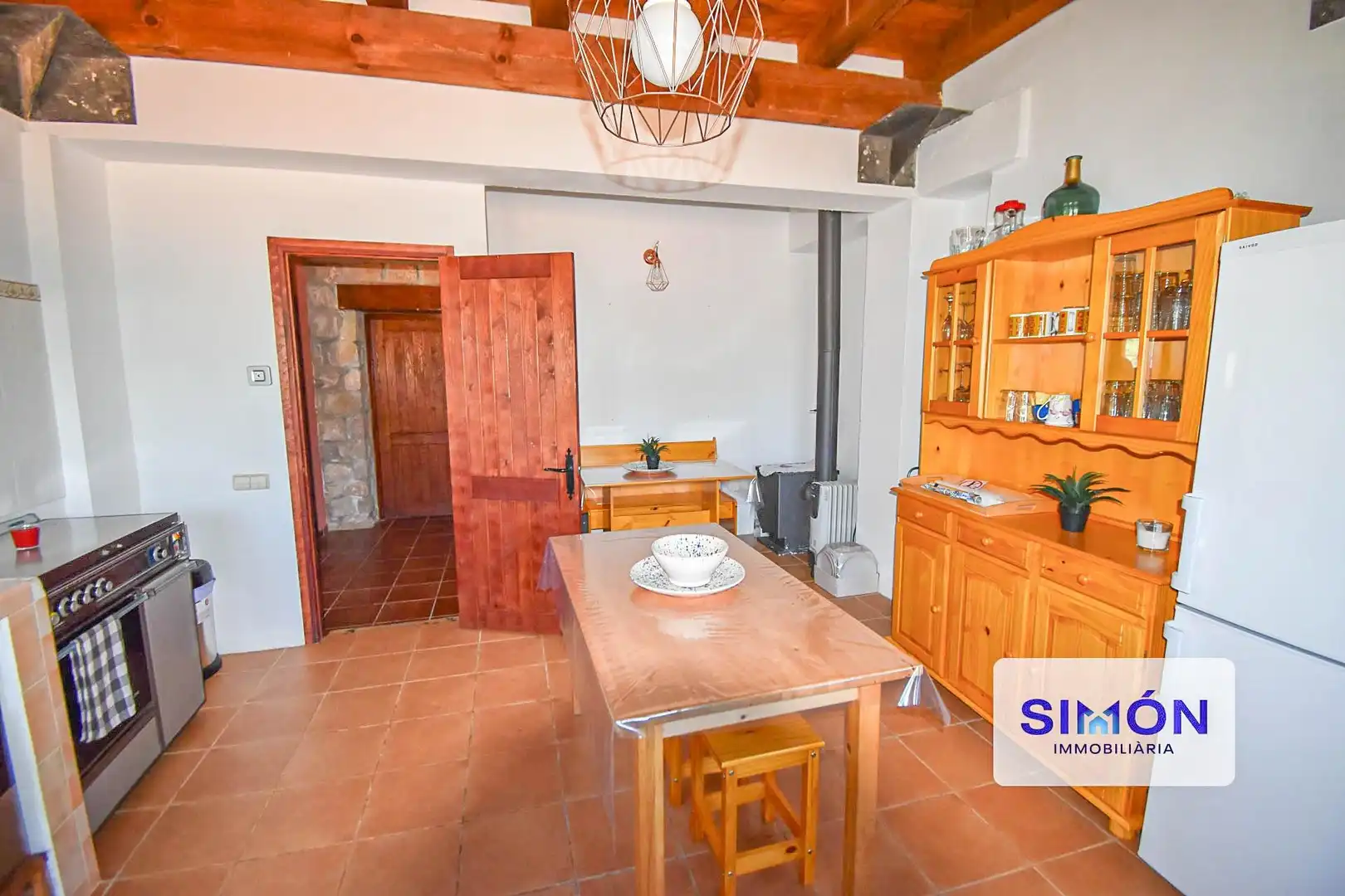Cuina de Finca rústica en venda en Sant Pere Sallavinera amb Aire condicionat, Calefacció i Terrassa