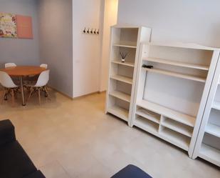 Sala d'estar de Pis de lloguer en Las Palmas de Gran Canaria amb Moblat, Forn i Rentadora