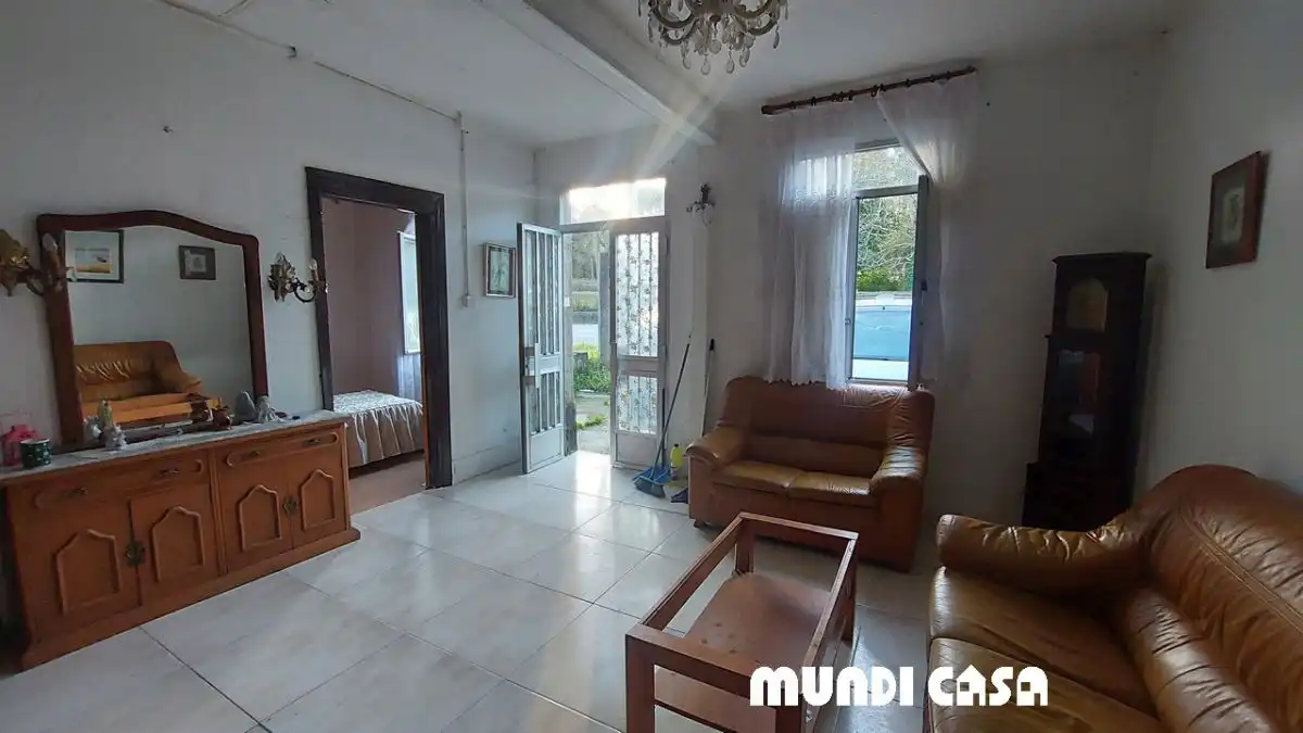 Sala d'estar de Casa o xalet en venda en Boiro