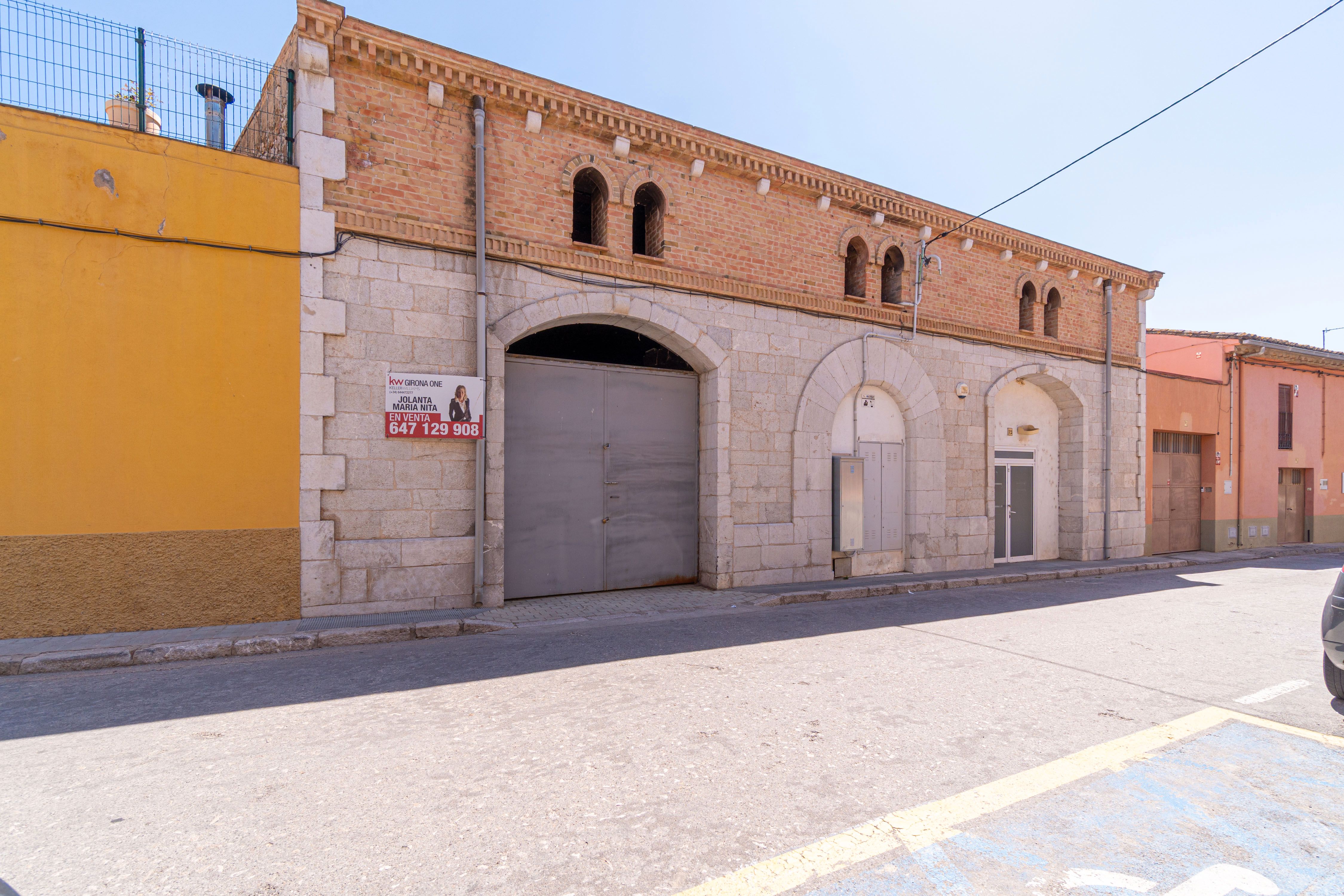 Exterior view of Industrial buildings for sale in Vilafant