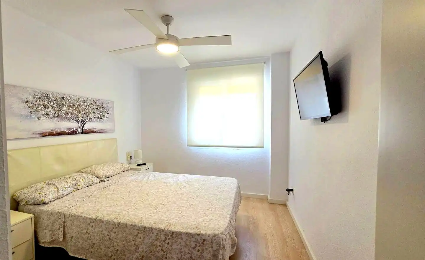 Dormitori de Apartament de lloguer en Gandia amb Aire condicionat, Parquet i Terrassa