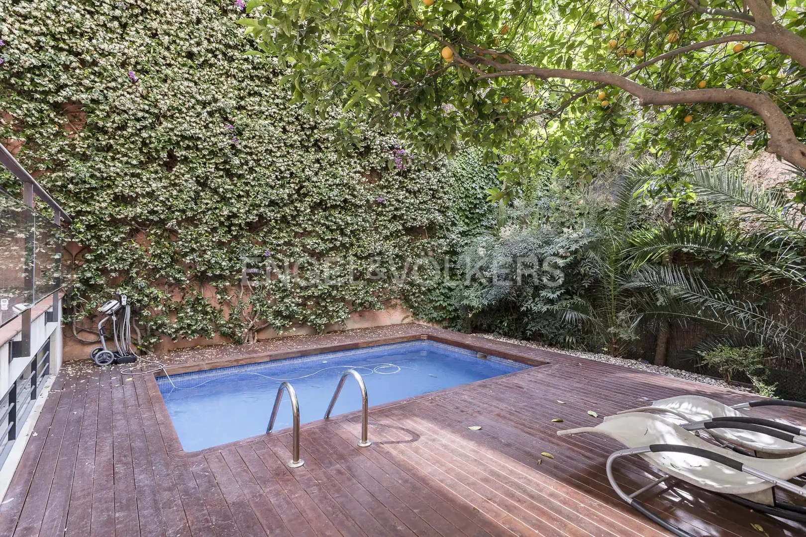 Piscina de Casa o xalet de lloguer en  Barcelona Capital amb Aire condicionat, Calefacció i Jardí privat