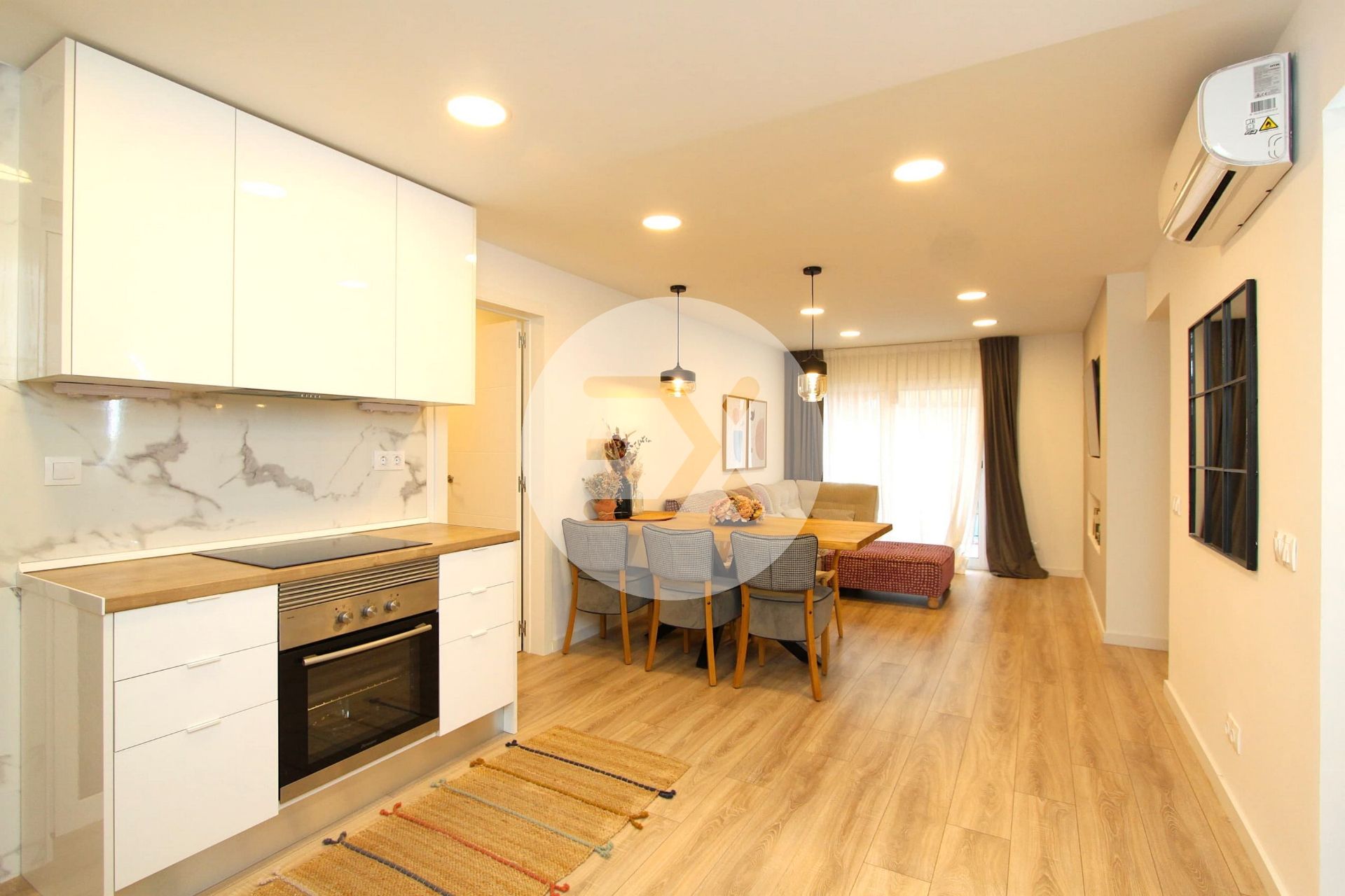 Küche von Wohnung zum Verkauf in Castelldefels mit Klimaanlage, Heizung und Parkett