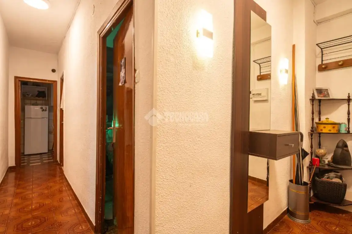 Flat for sale in Granada  with Balcony