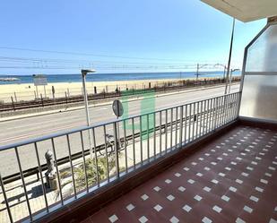 Exterior view of Flat for sale in Premià de Mar  with Terrace