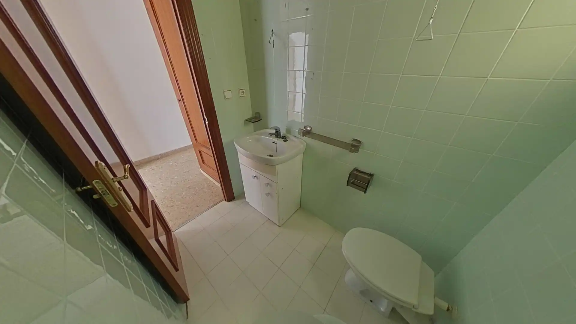 Baño de Piso en venta en Alcoy / Alcoi con Balcón