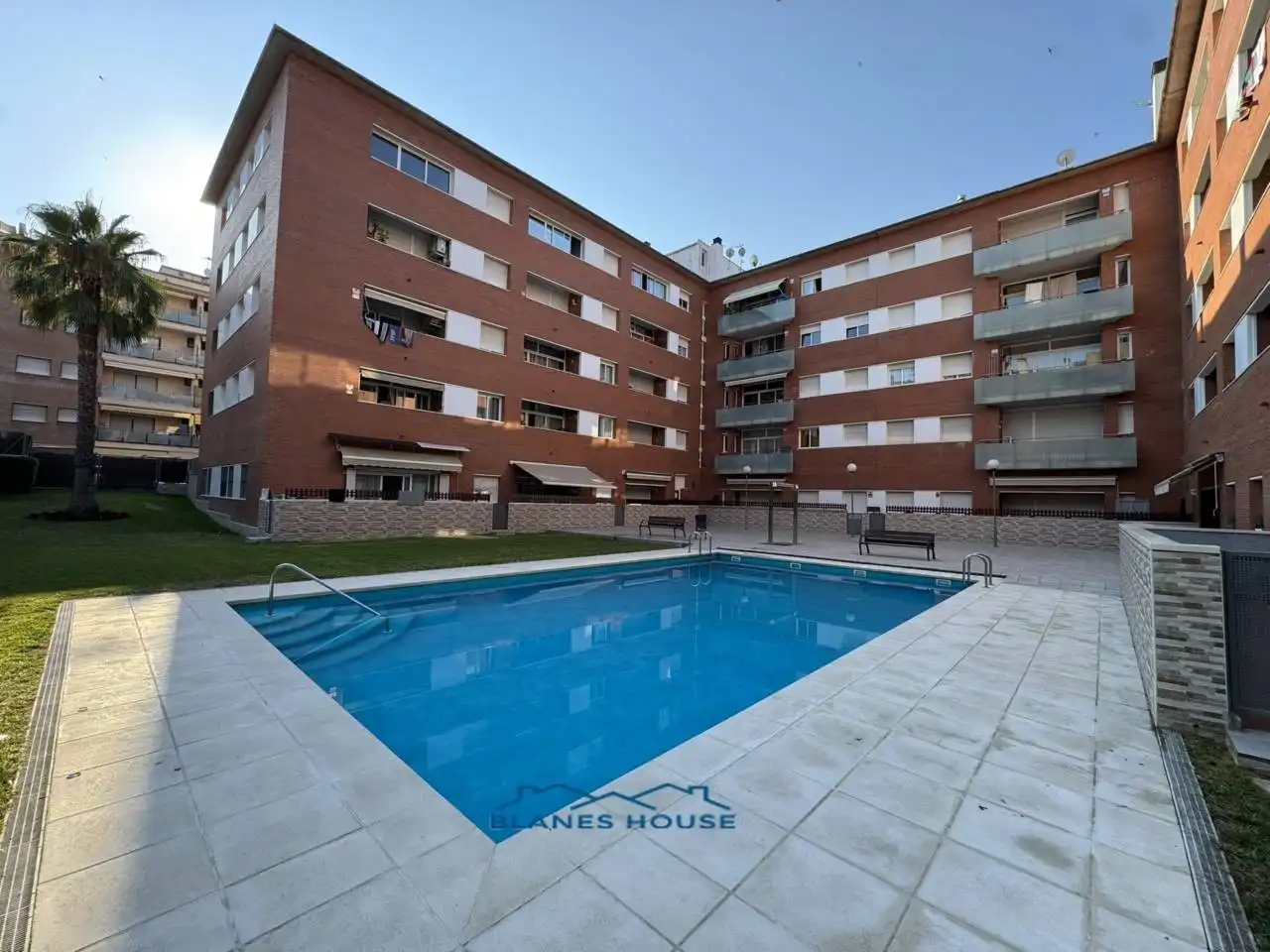 Vista exterior de Dúplex en venda en Lloret de Mar amb Aire condicionat, Terrassa i Traster