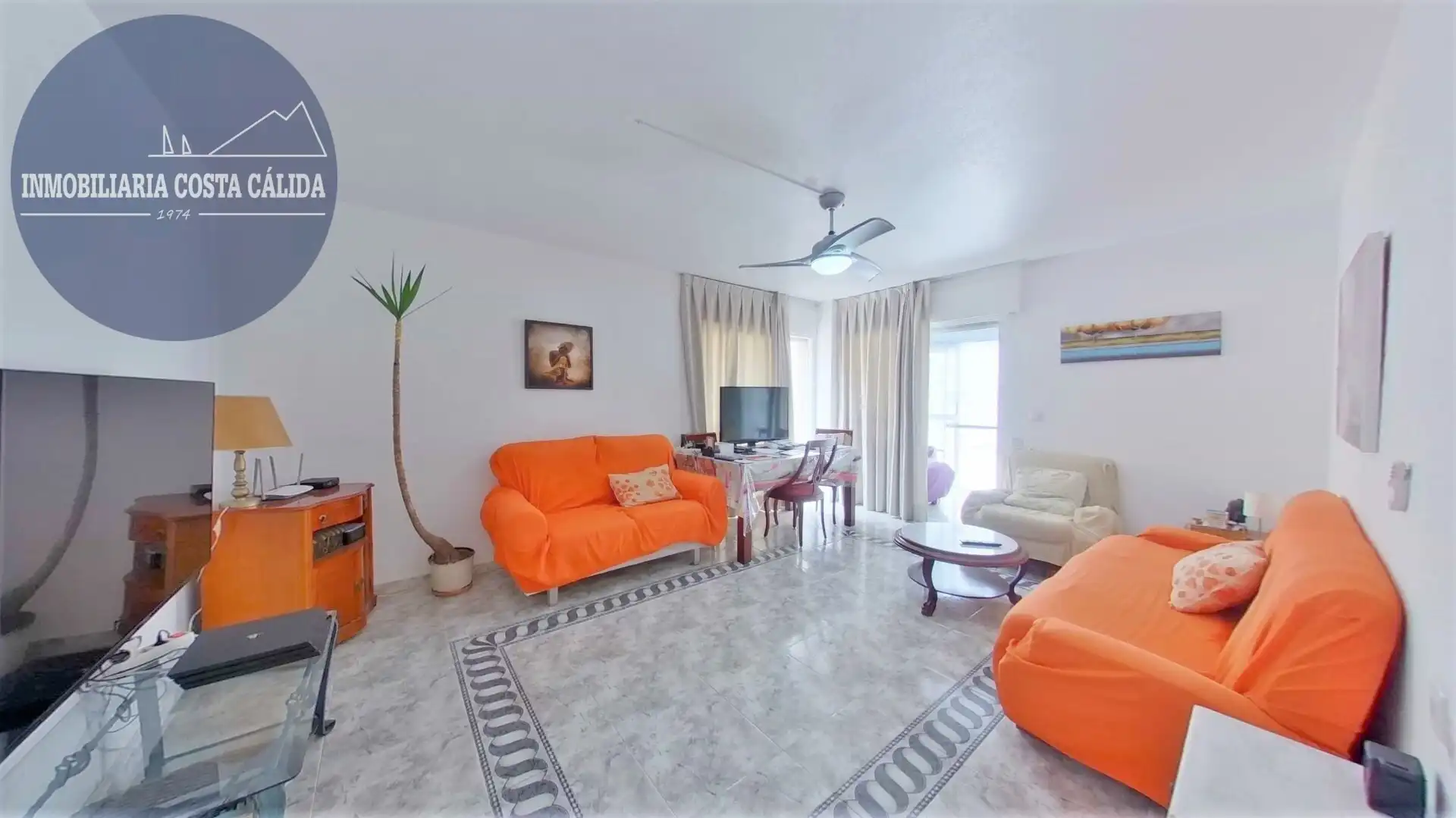 Sala de estar de Piso en venta en Águilas con Terraza, Horno y Balcón