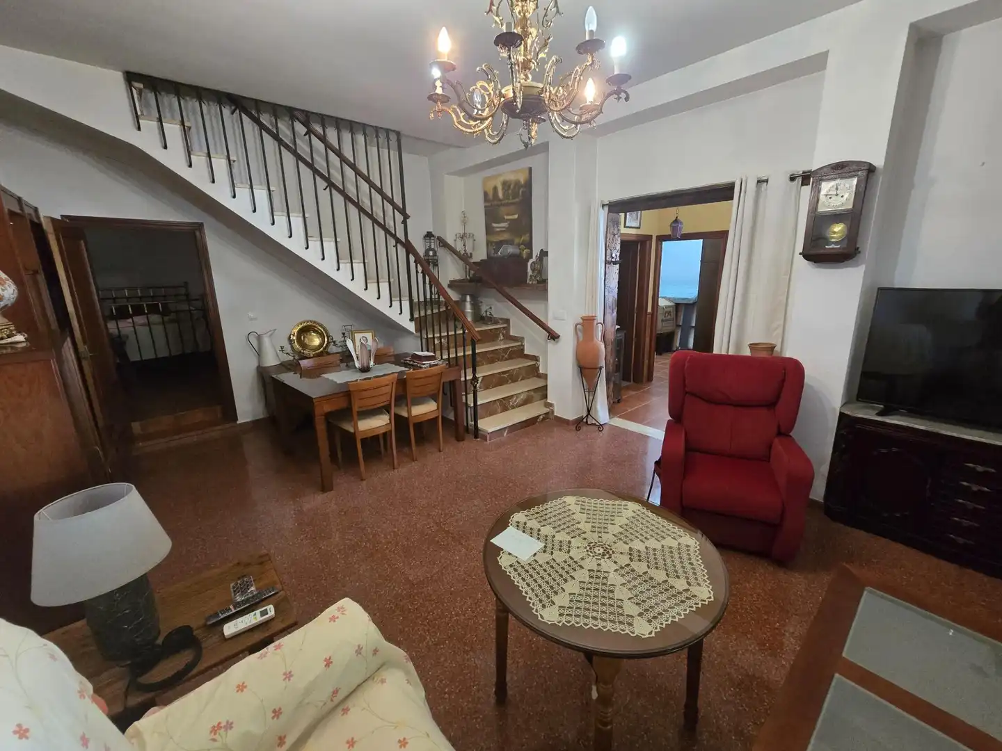 Sala de estar de Casa o chalet en venta en Aguilar de la Frontera con Aire acondicionado, Jardín privado y Trastero