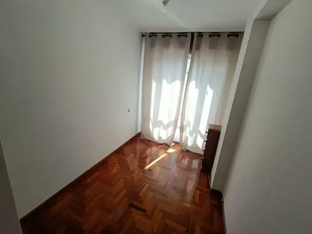 Bedroom of Flat for sale in Vigo   with Heating, Parquet flooring and Oven