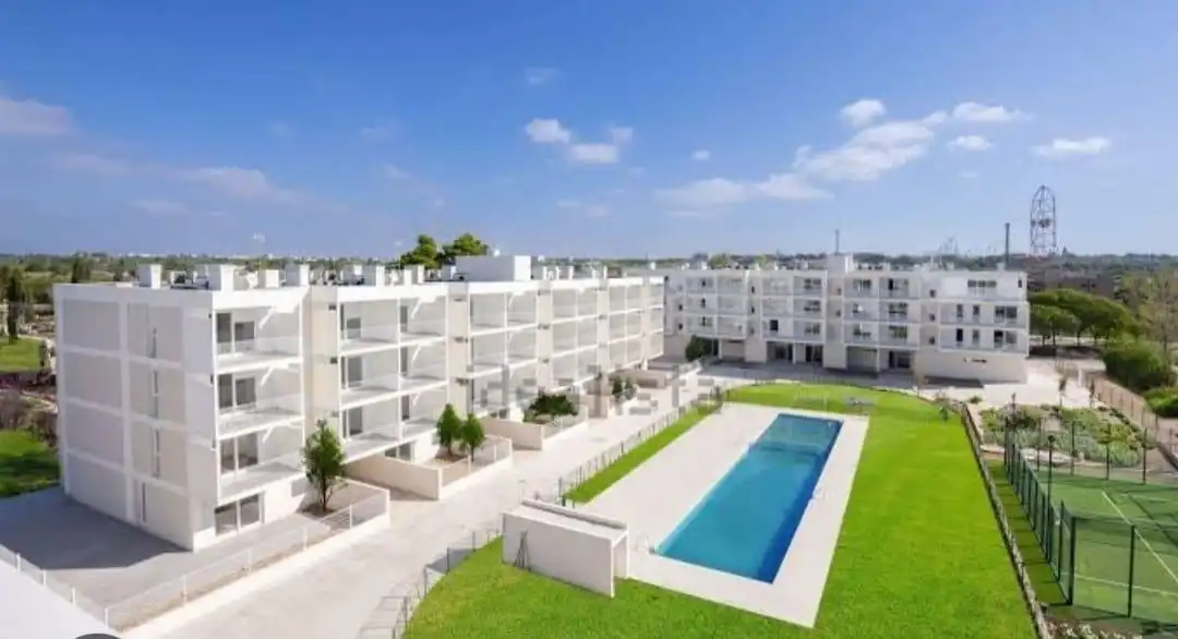 Apartment with pool for sale in Plaça Europa - Port Aventura
