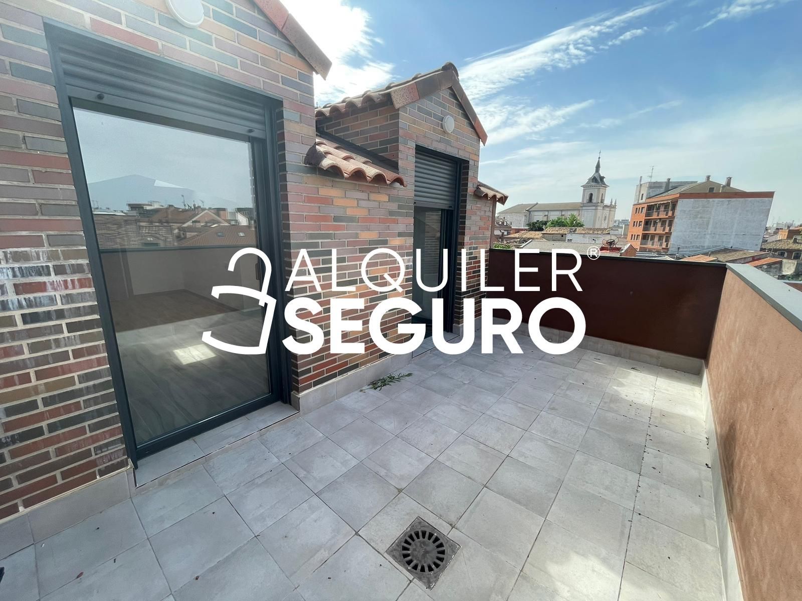Terrassa de Àtic de lloguer en Fuenlabrada amb Aire condicionat i Calefacció