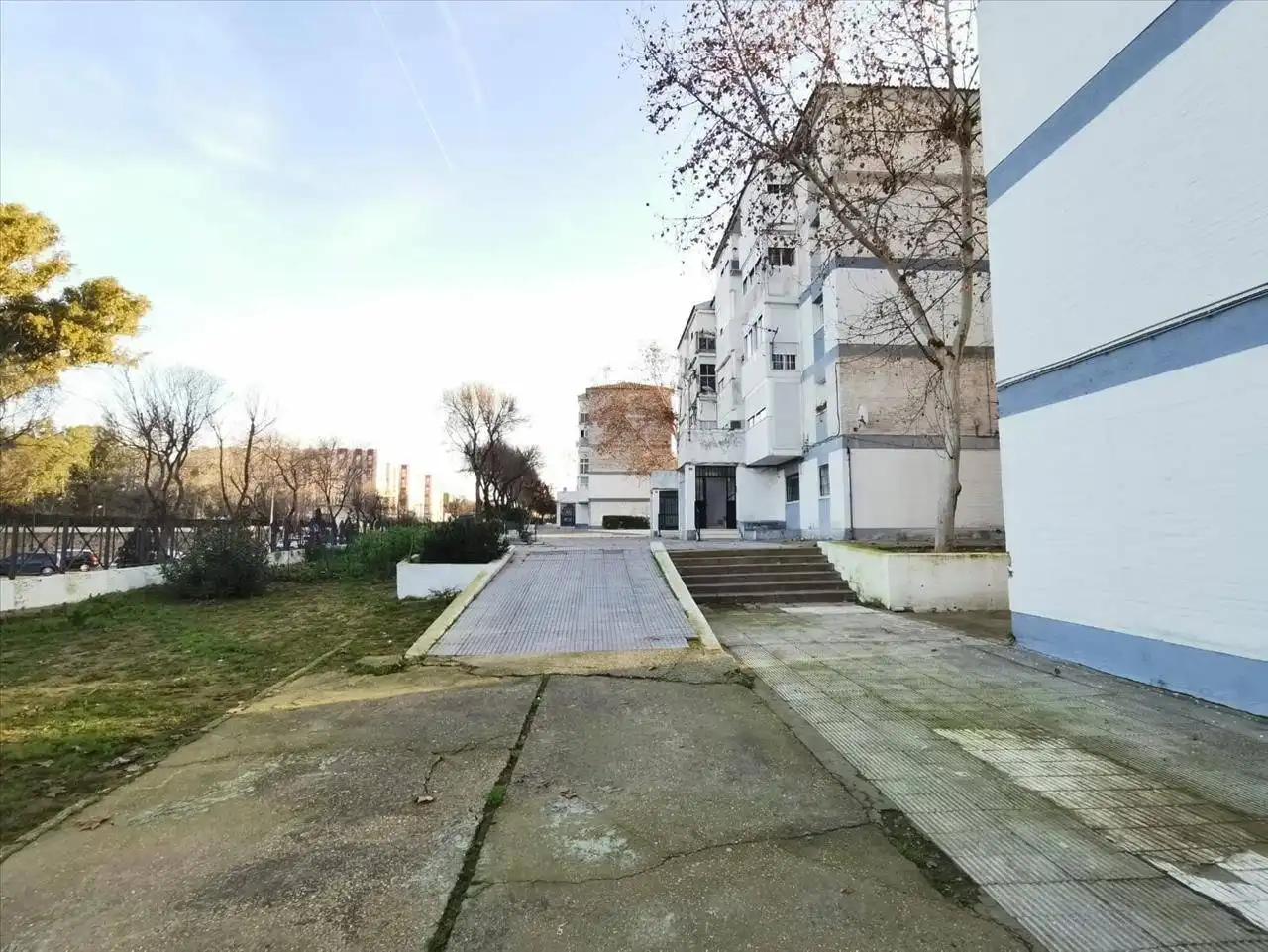 Vista exterior de Piso en venta en Huelva con Terraza