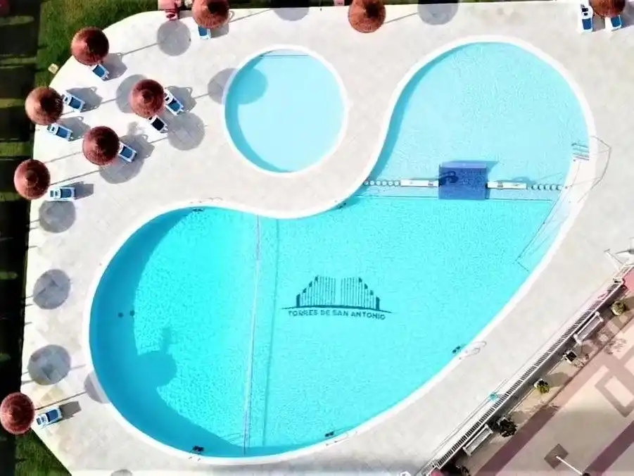Piscina de Apartamento de alquiler en Cullera con Terraza, Amueblado y Horno