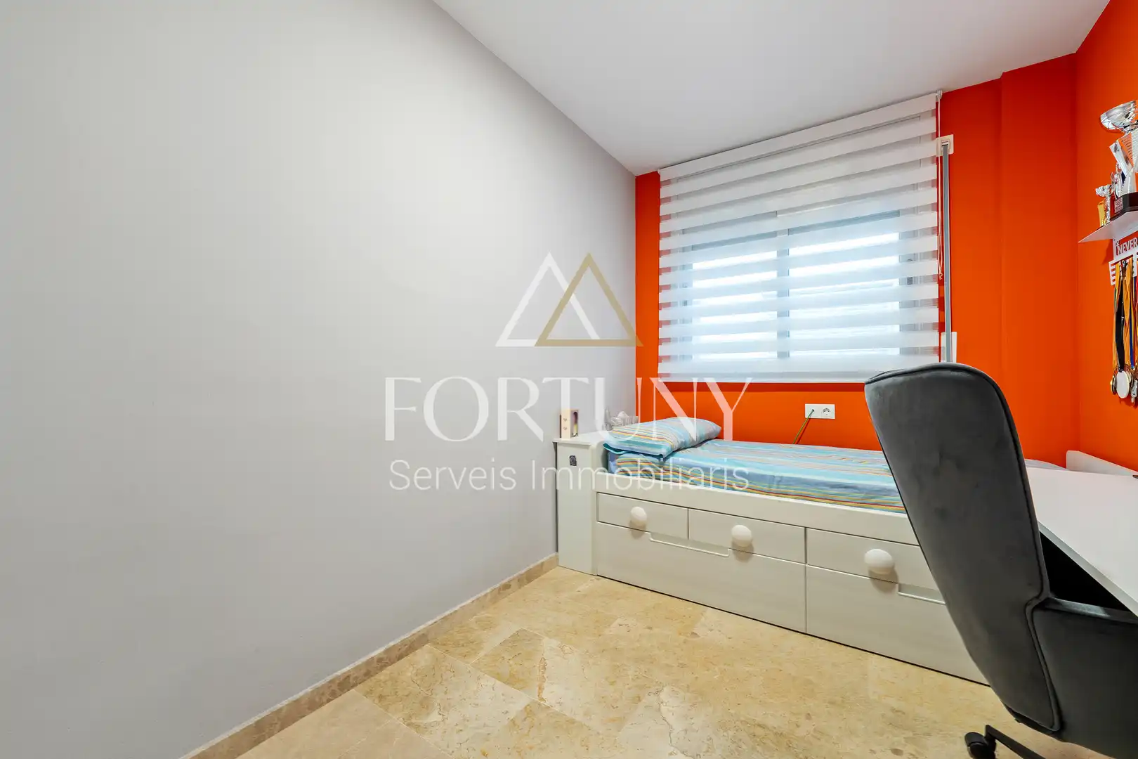 Flat for sale in Reus  with Air Conditioner, Swimming Pool and Balcony