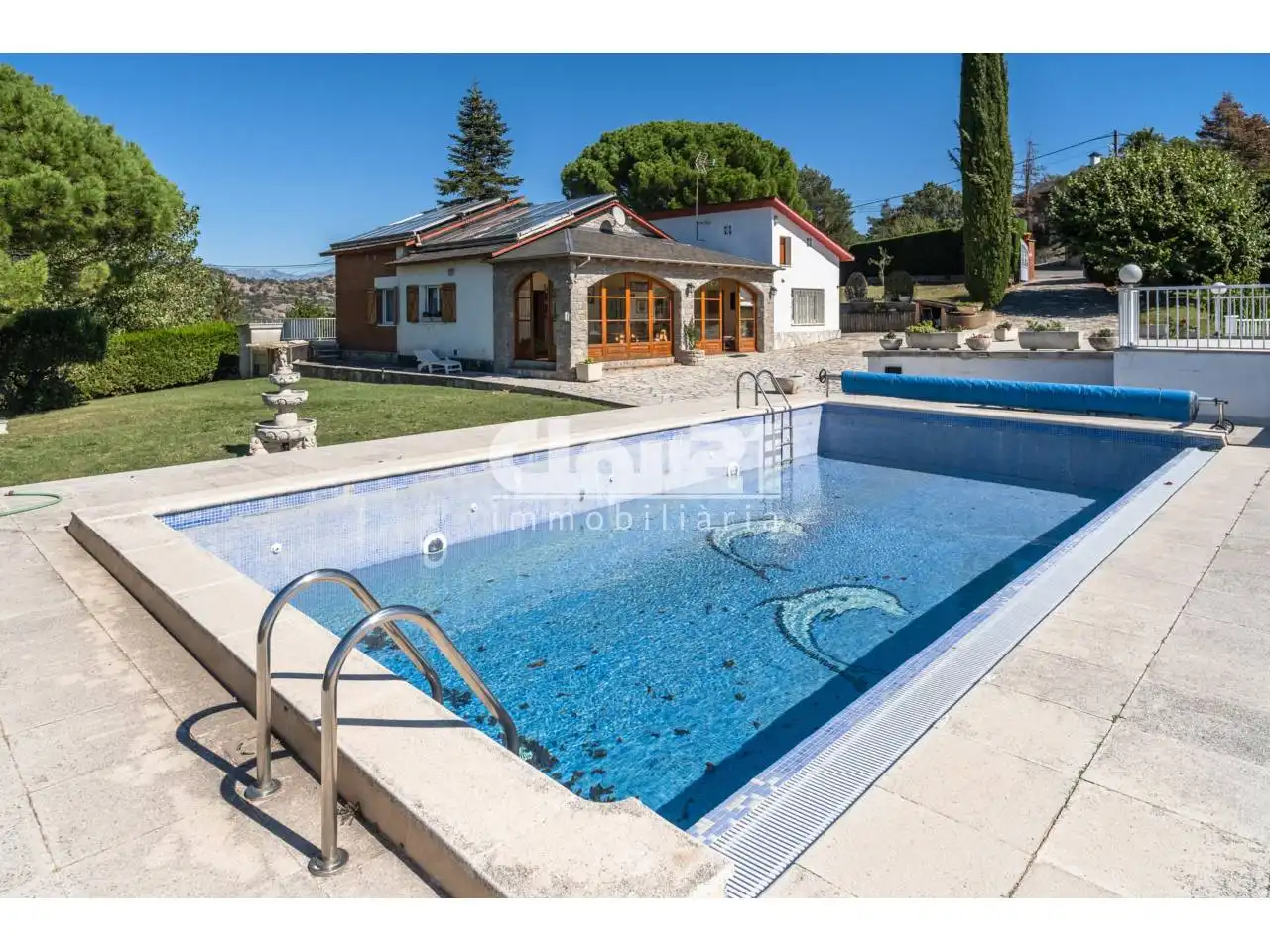 Casa con piscina in vendita a Berga