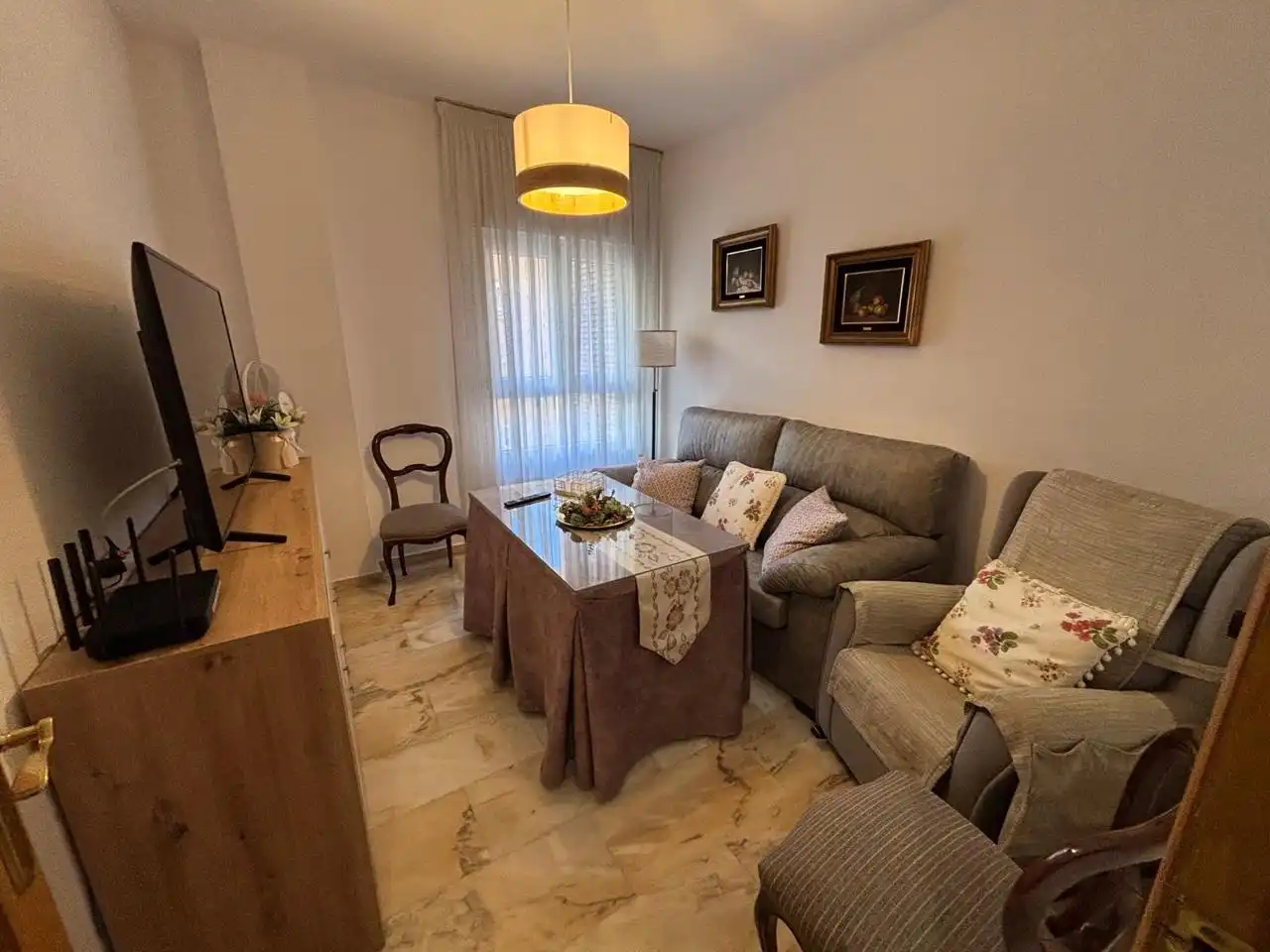 Wohnzimmer von Wohnung zur Miete in Granada mit Klimaanlage und Möbliert