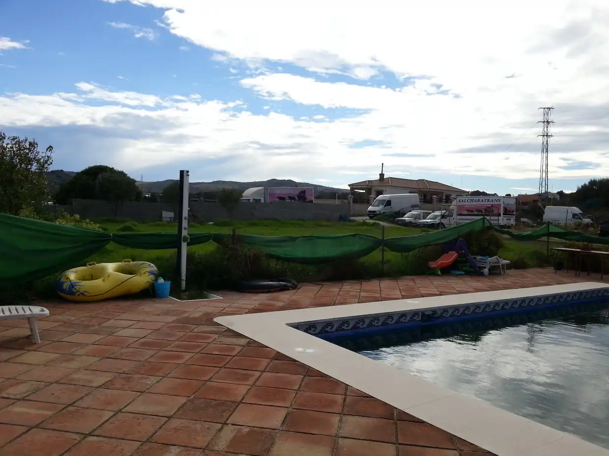Swimming pool of Houses for sale in Algeciras  with Private garden and Swimming Pool