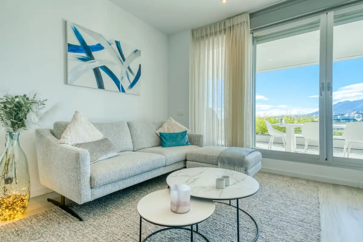 Living room of Ground floor for sale in Estepona  with Air Conditioner, Terrace and Storage room