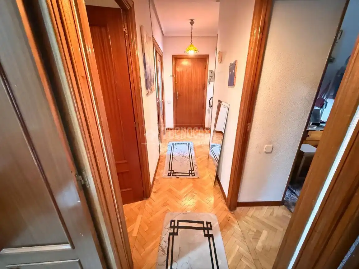 Wohnung zum Verkauf in Madrid mit Klimaanlage, Heizung und Parkett