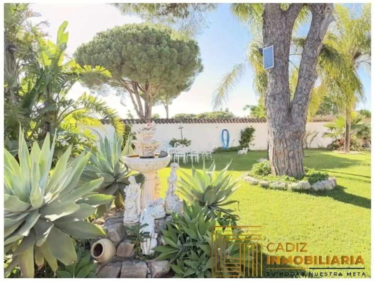 Jardí de Casa o xalet en venda en Chiclana de la Frontera amb Aire condicionat, Calefacció i Jardí privat