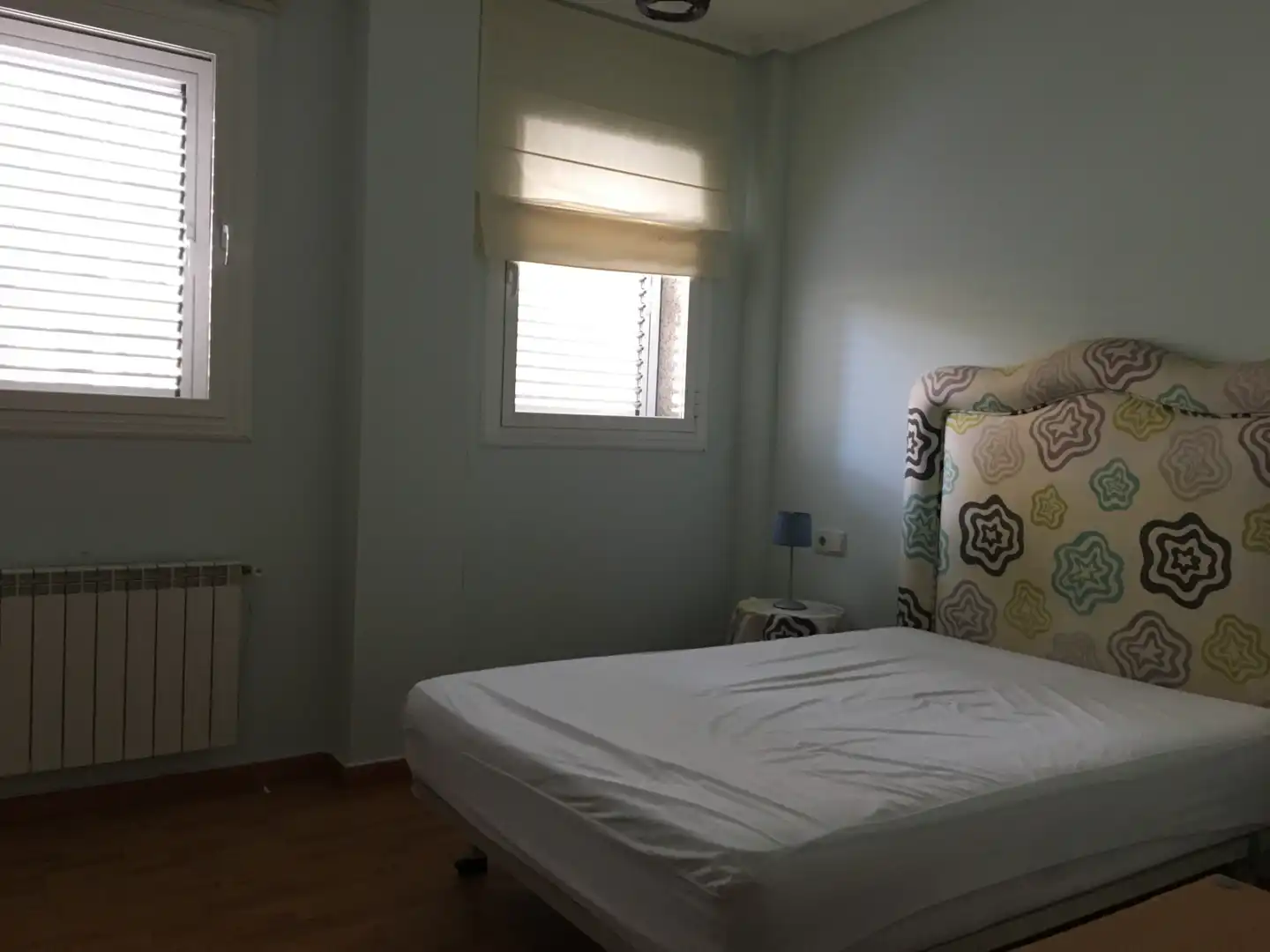 Habitación de Apartamento en venta en Ourense Capital  con Calefacción, Parquet y Amueblado