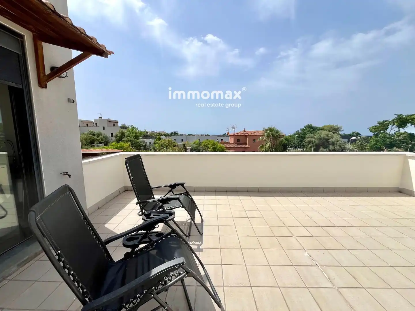 Terrassa de Casa o xalet en venda en Vilanova i la Geltrú amb Aire condicionat, Calefacció i Jardí privat