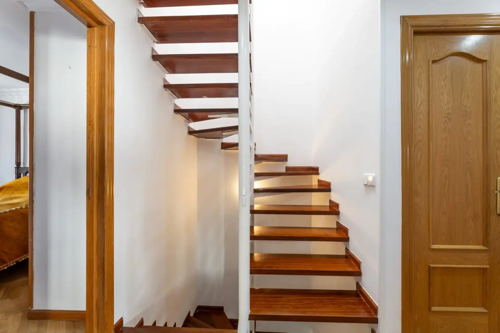 Casa adosada en venta en Madrid con Aire acondicionado, Calefacción y Jardín privado
