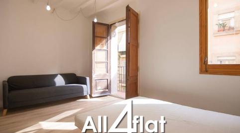 Foto 3 de Estudi de lloguer a Lluna, El Raval, Barcelona