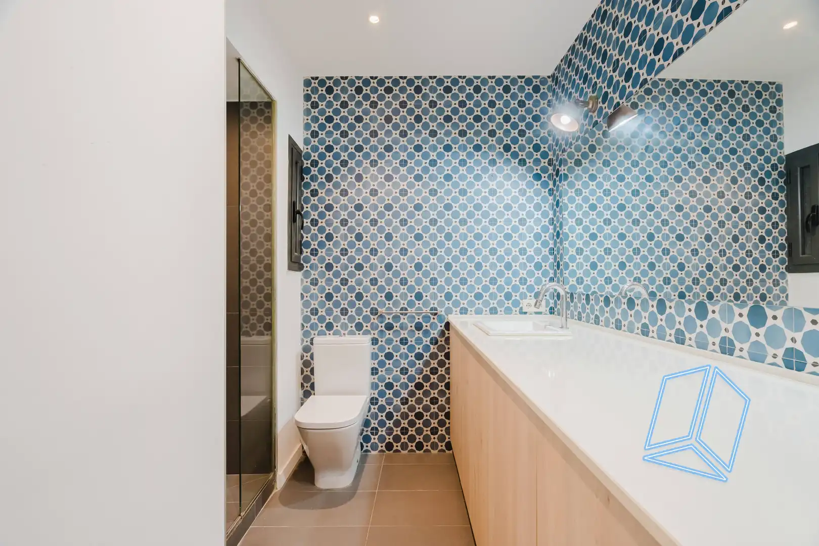 Bathroom of Ground floor for sale in Gràcia