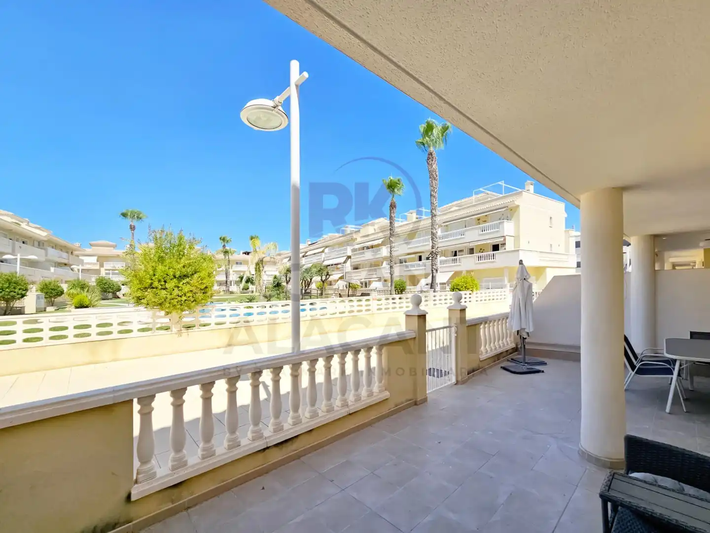 Terraza de Planta baja en venta en Santa Pola con Aire acondicionado, Calefacción y Jardín privado