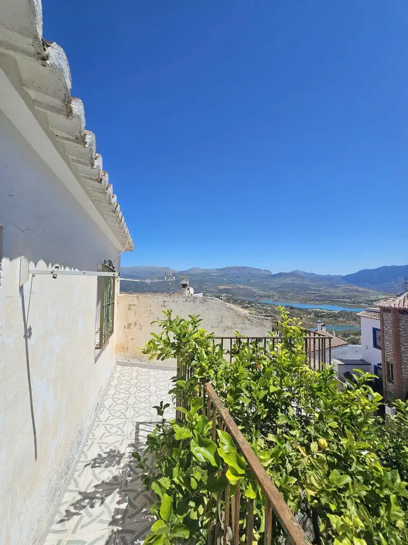Exterior view of Houses for sale in Viñuela