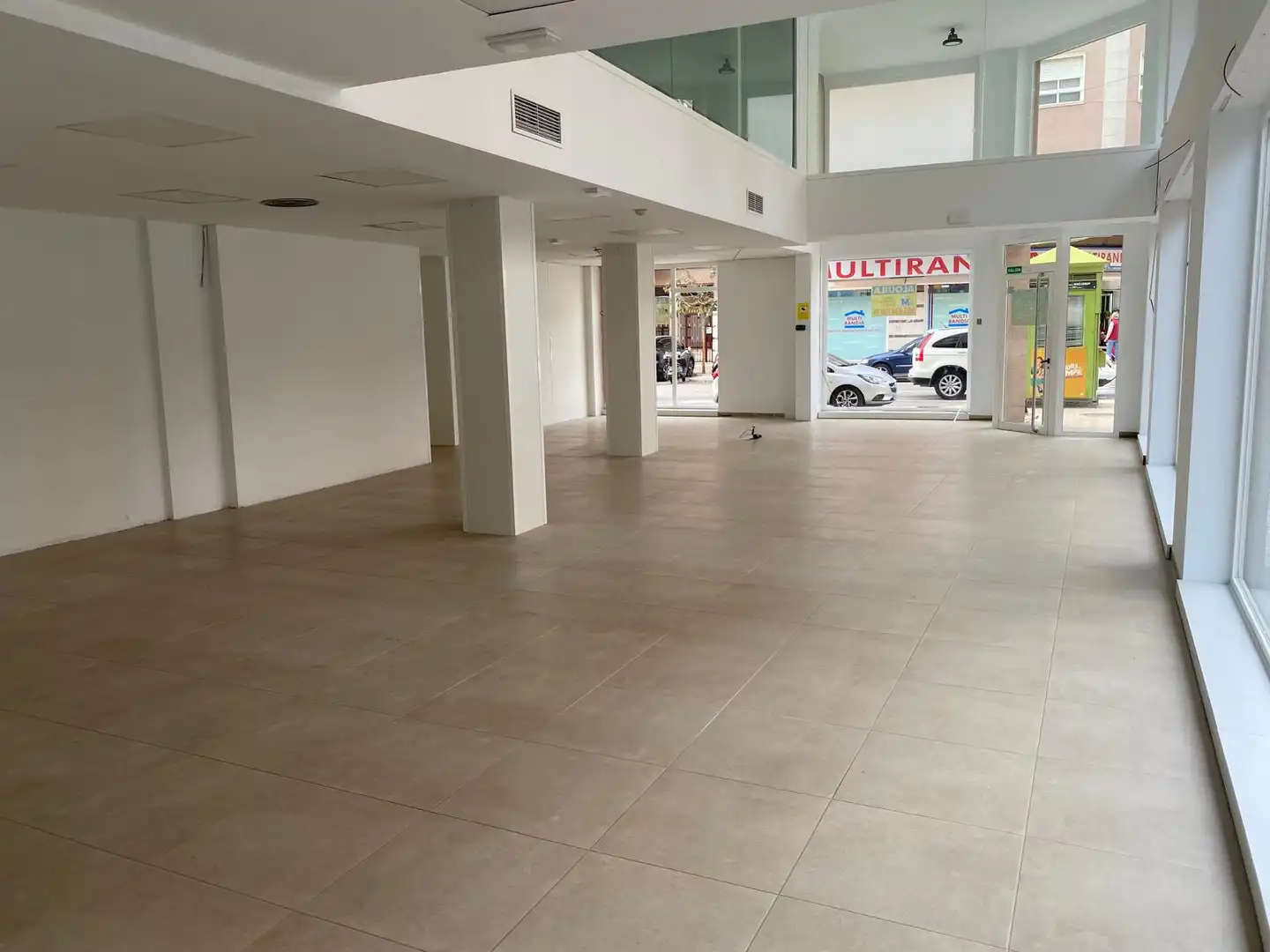 Local commercial à louer à Carrer Pere Joan Perpinyà 63, imagen 14