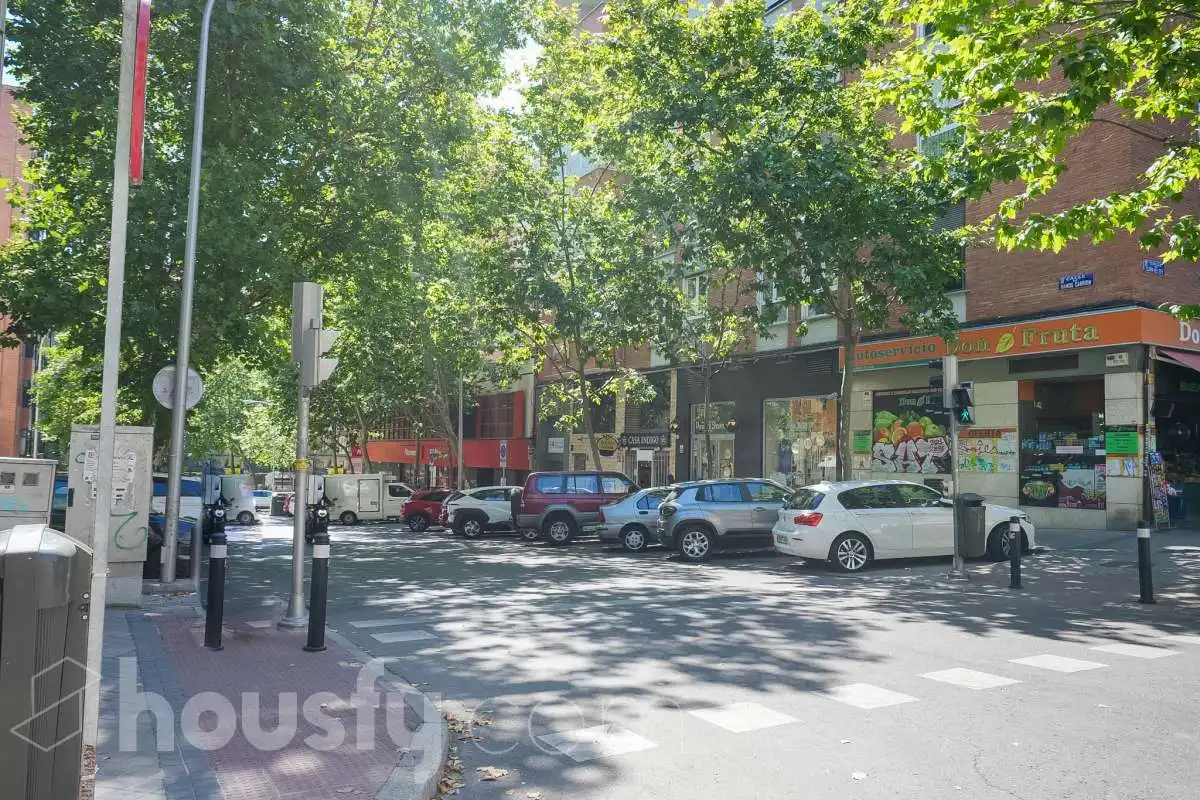 Vista exterior de Piso en venta en Madrid con Aire acondicionado, Calefacción y Terraza