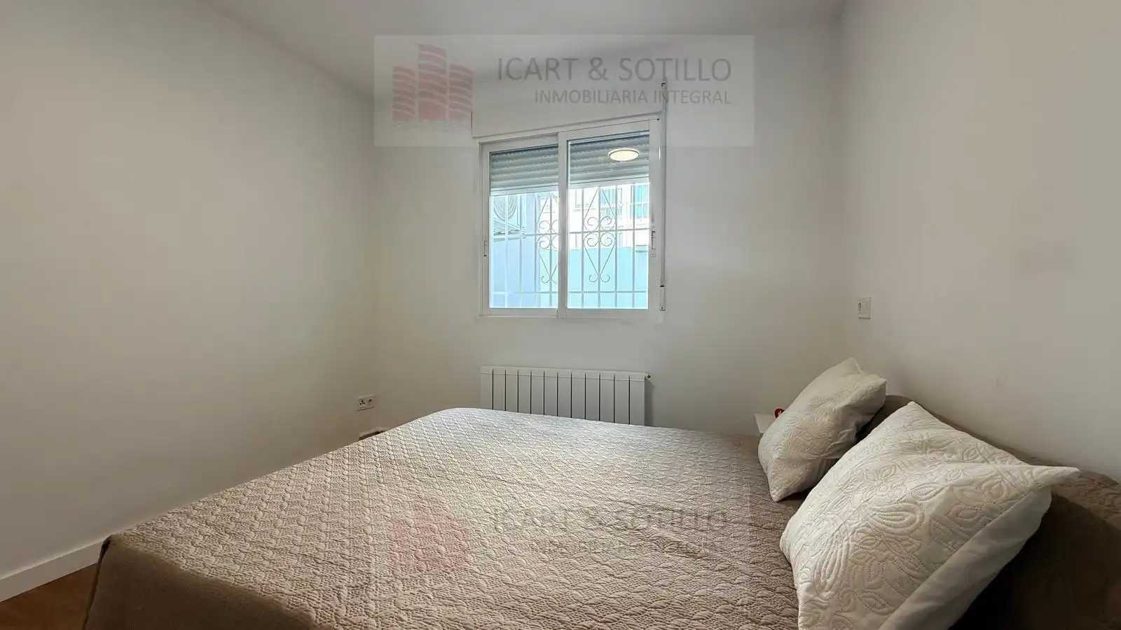 Bedroom of Houses for sale in Vinaròs  with Air Conditioner, Heating and Private garden