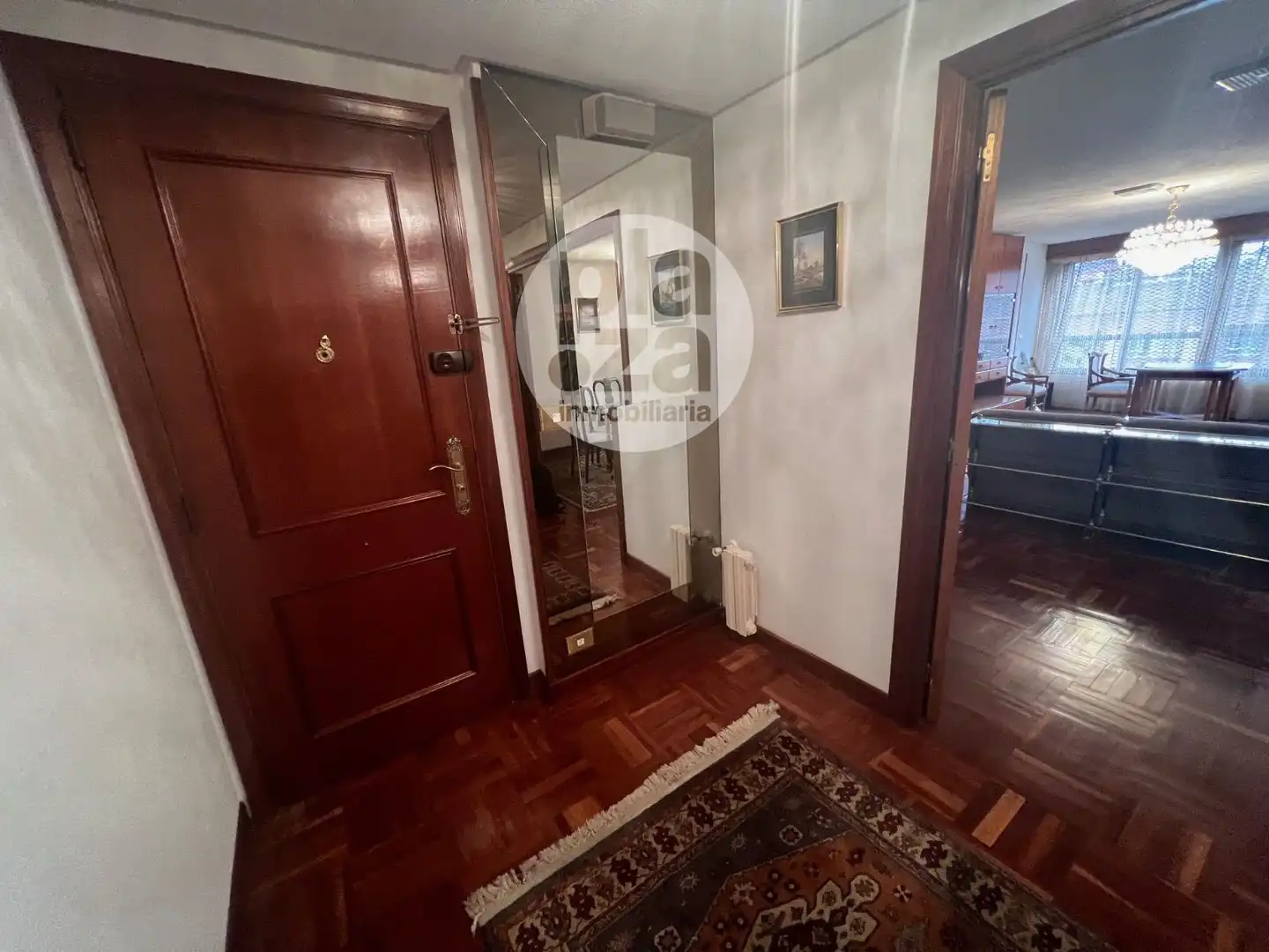 Wohnung zur Miete in Burgos mit Heizung, Terrasse und Abstellraum