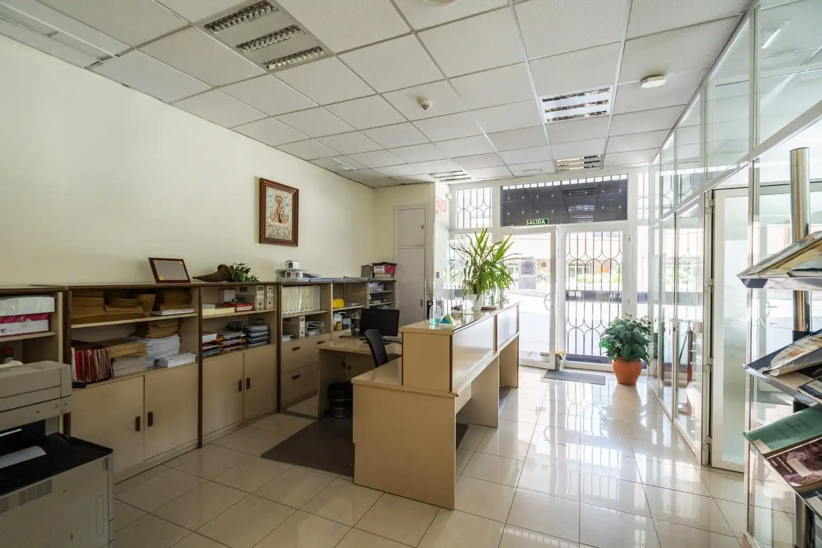 Büro zum Verkauf in Madrid mit Klimaanlage und Heizung