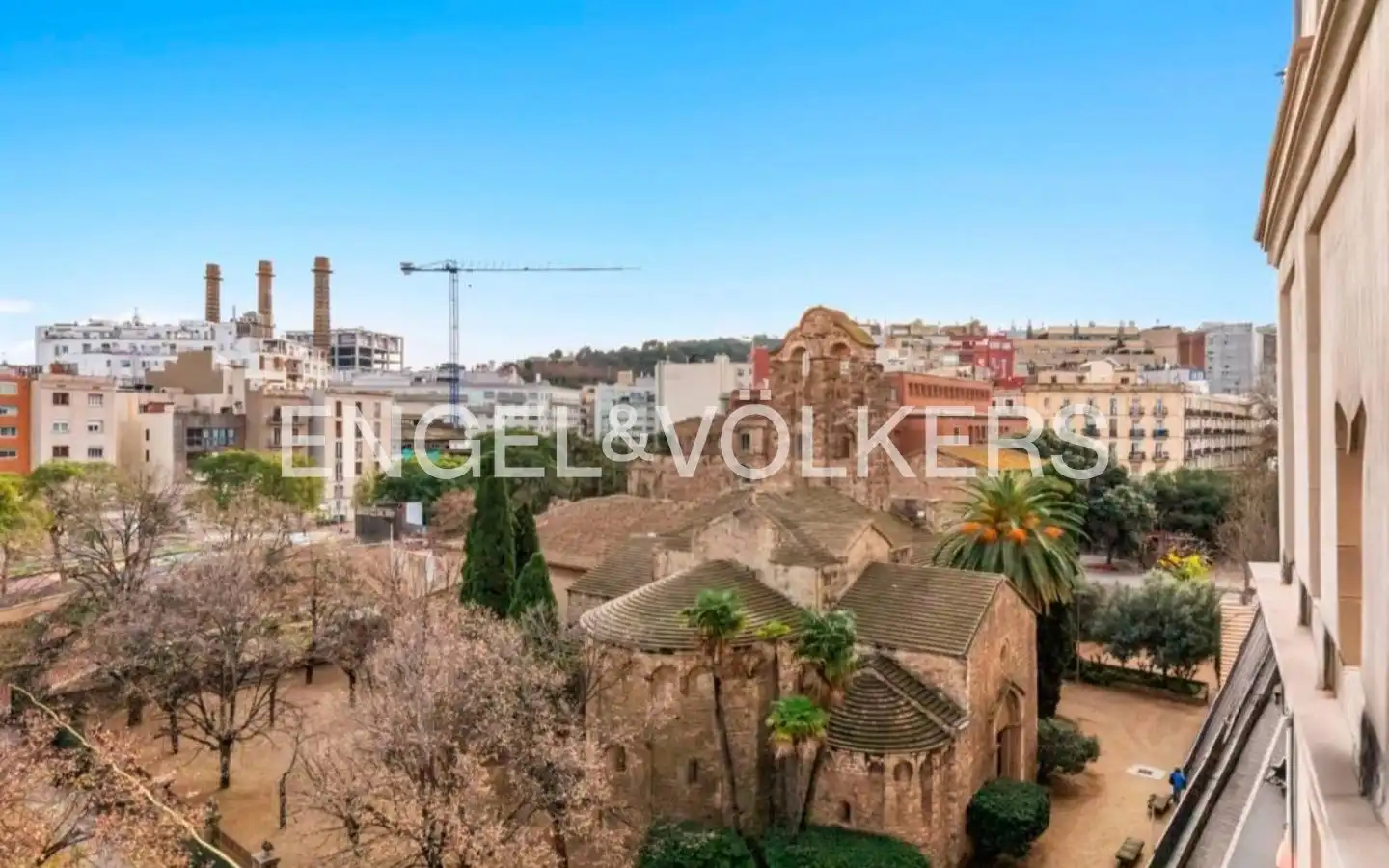 Exterior view of Flat for sale in Barcelona  with Air Conditioner, Heating and Balcony