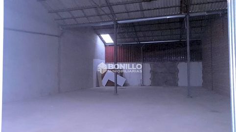 Foto 4 von Fabrikhallen zur Miete in Atenas, Centro, Teruel Capital