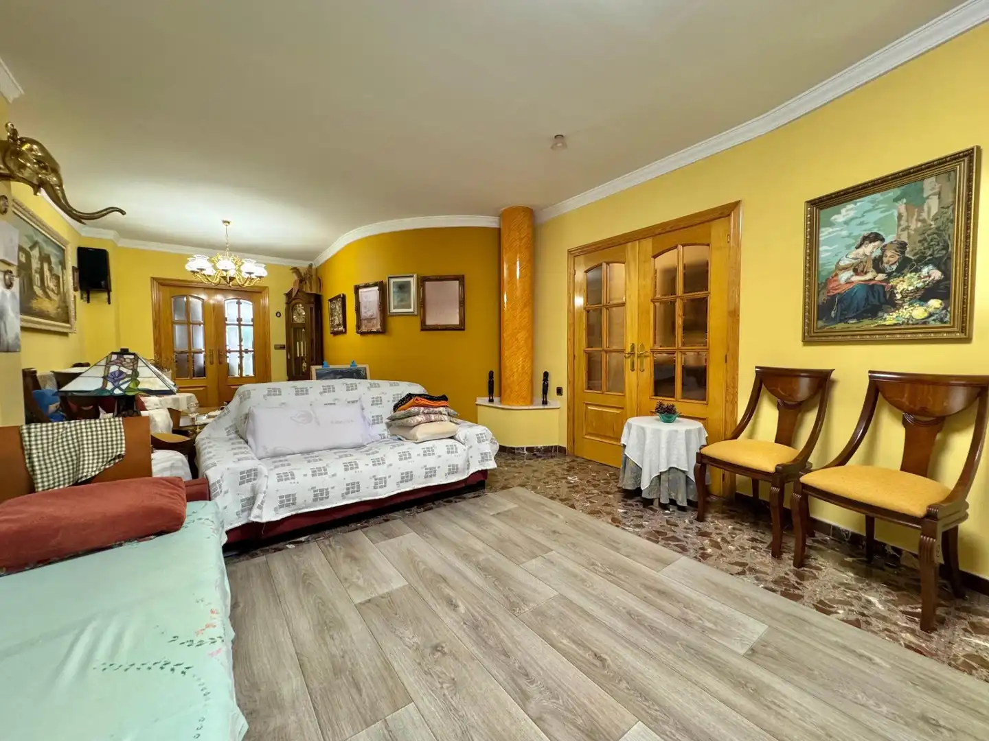 Wohnzimmer von Haus oder Chalet zum Verkauf in Silla mit Klimaanlage, Heizung und Terrasse