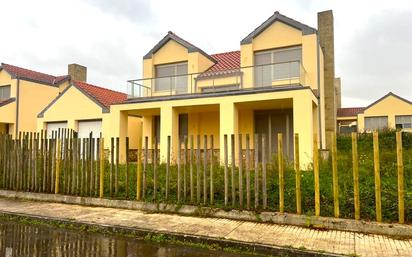 Casa o xalet en venda a EL PERUJO URB LA JOYA DE HAZAS, Hazas de Cesto