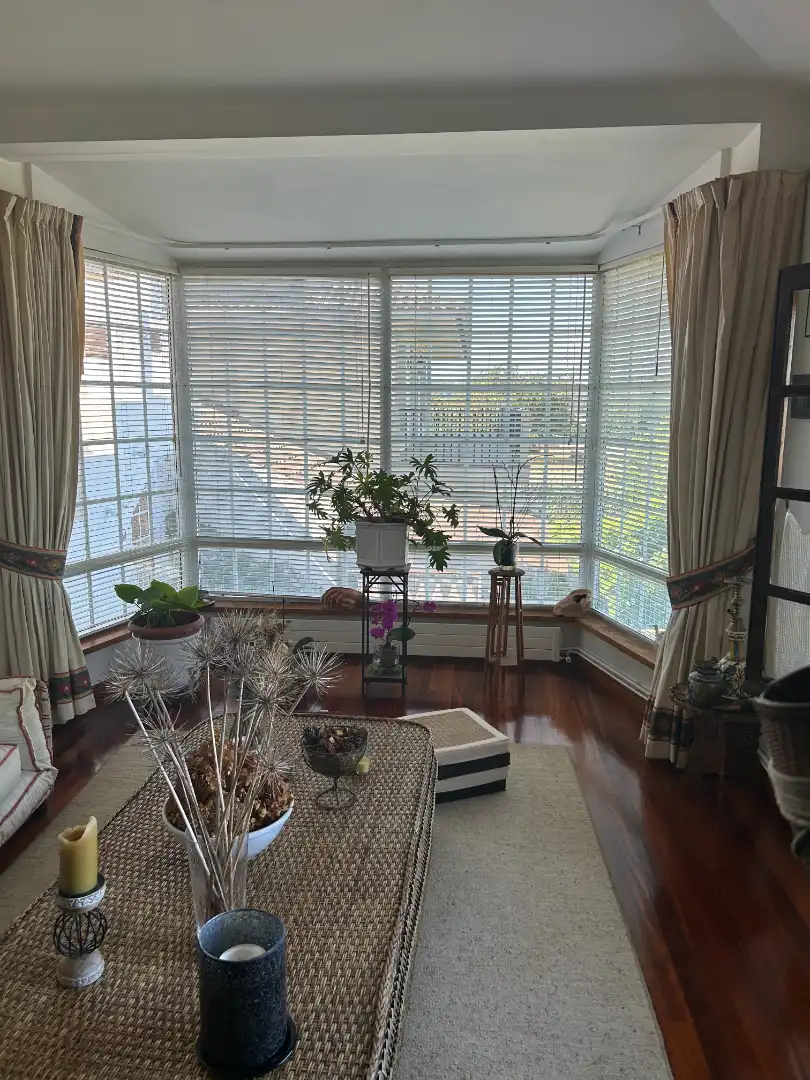 Sala de estar de Casa o chalet en venta en Vigo  con Calefacción, Jardín privado y Parquet