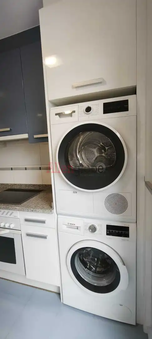 Piso de alquiler en Montecerrao