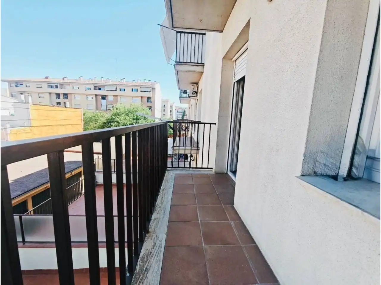 Balcony of Flat for sale in Centre