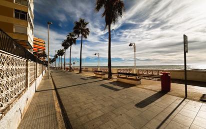 Exterior view of Flat for sale in  Cádiz Capital  with Community pool