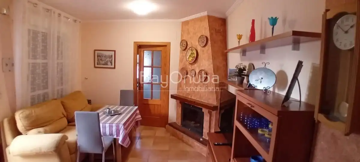 Wohnzimmer von Dachboden zur Miete in Punta Umbría mit Schwimmbad