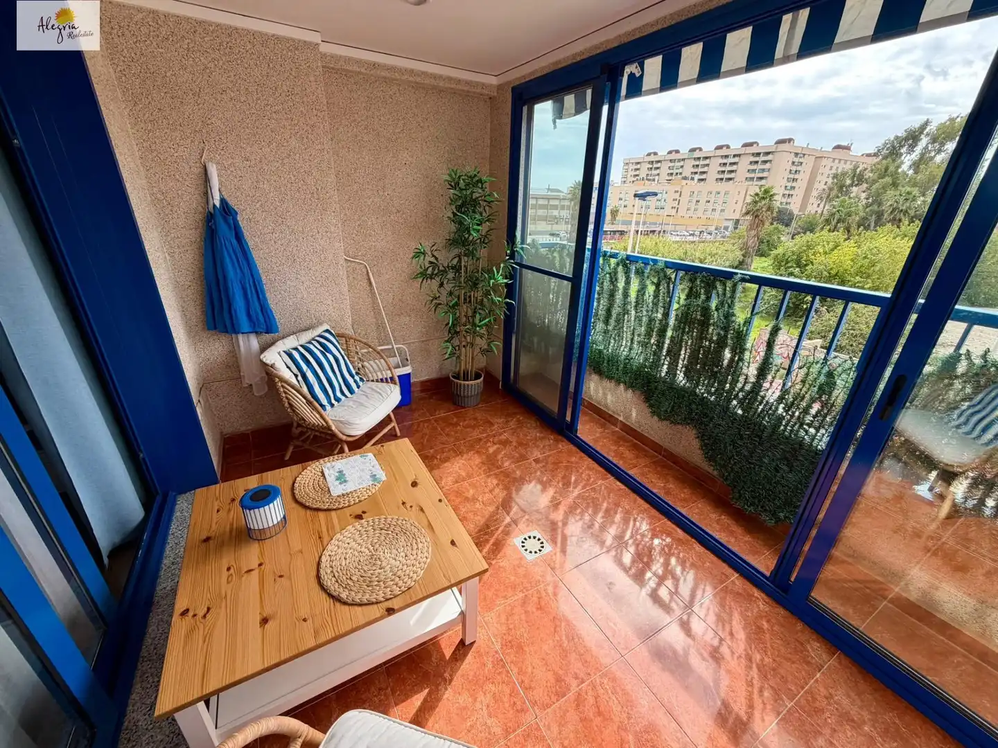 Balcony of Apartments for rent in La Patacona