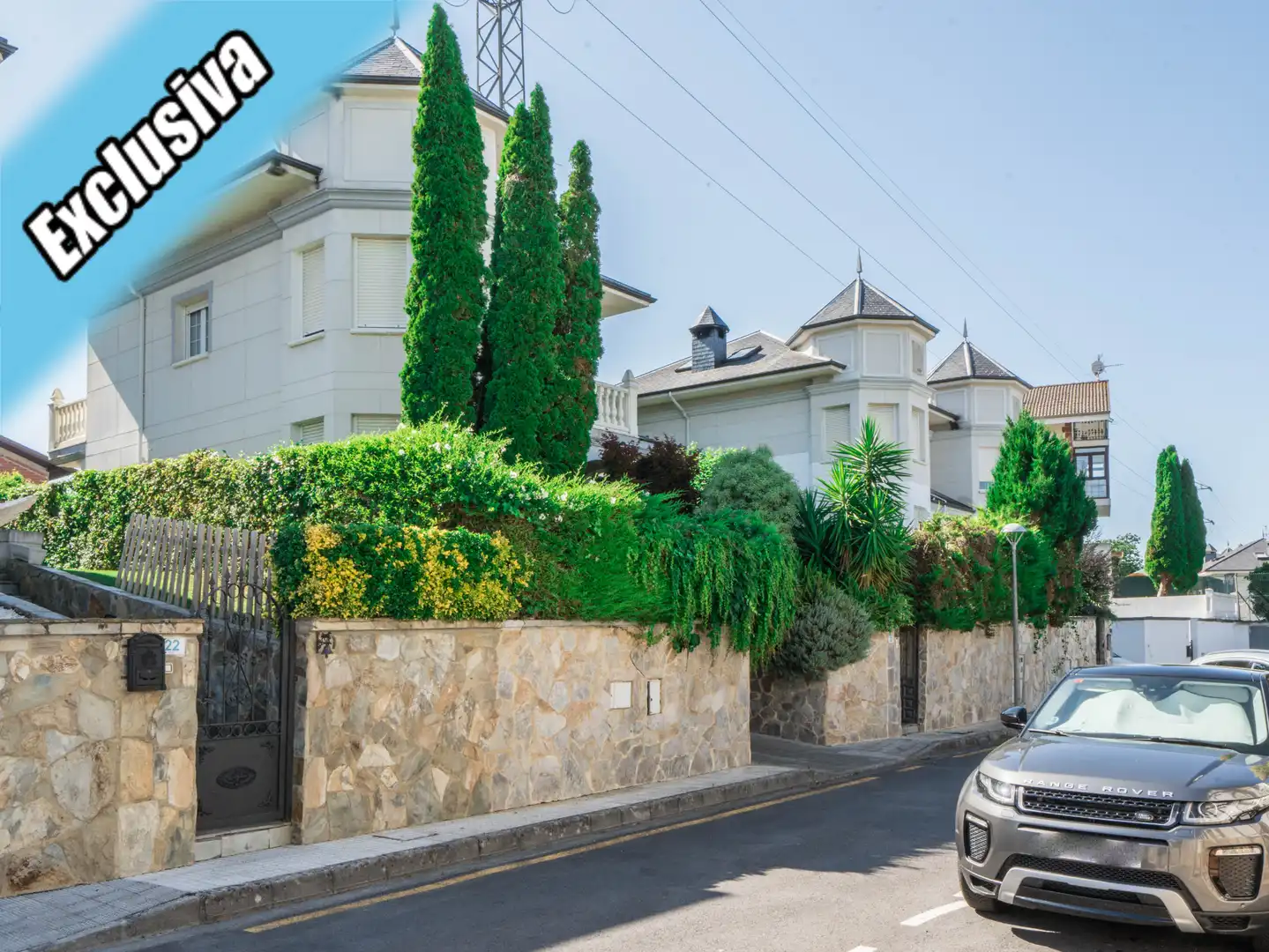 Vista exterior de Casa o xalet en venda en Bárcena de Cicero amb Calefacció, Jardí privat i Terrassa