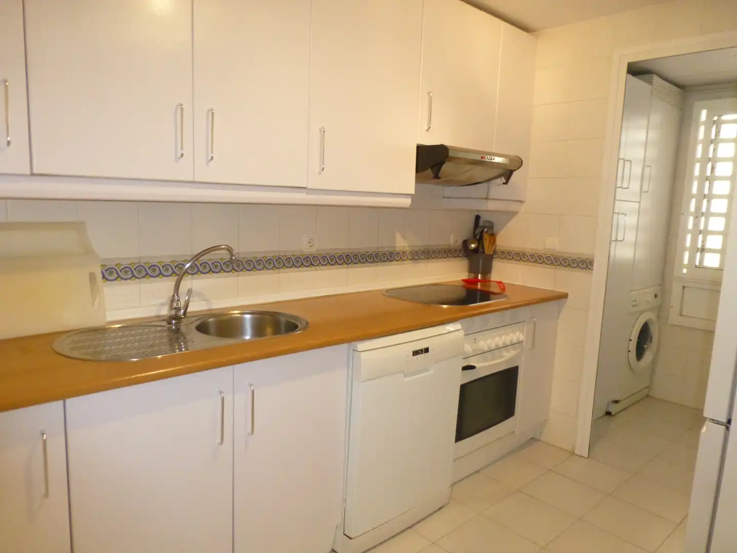 Kitchen of Ground floor for sale in Rota  with Air Conditioner, Private garden and Terrace