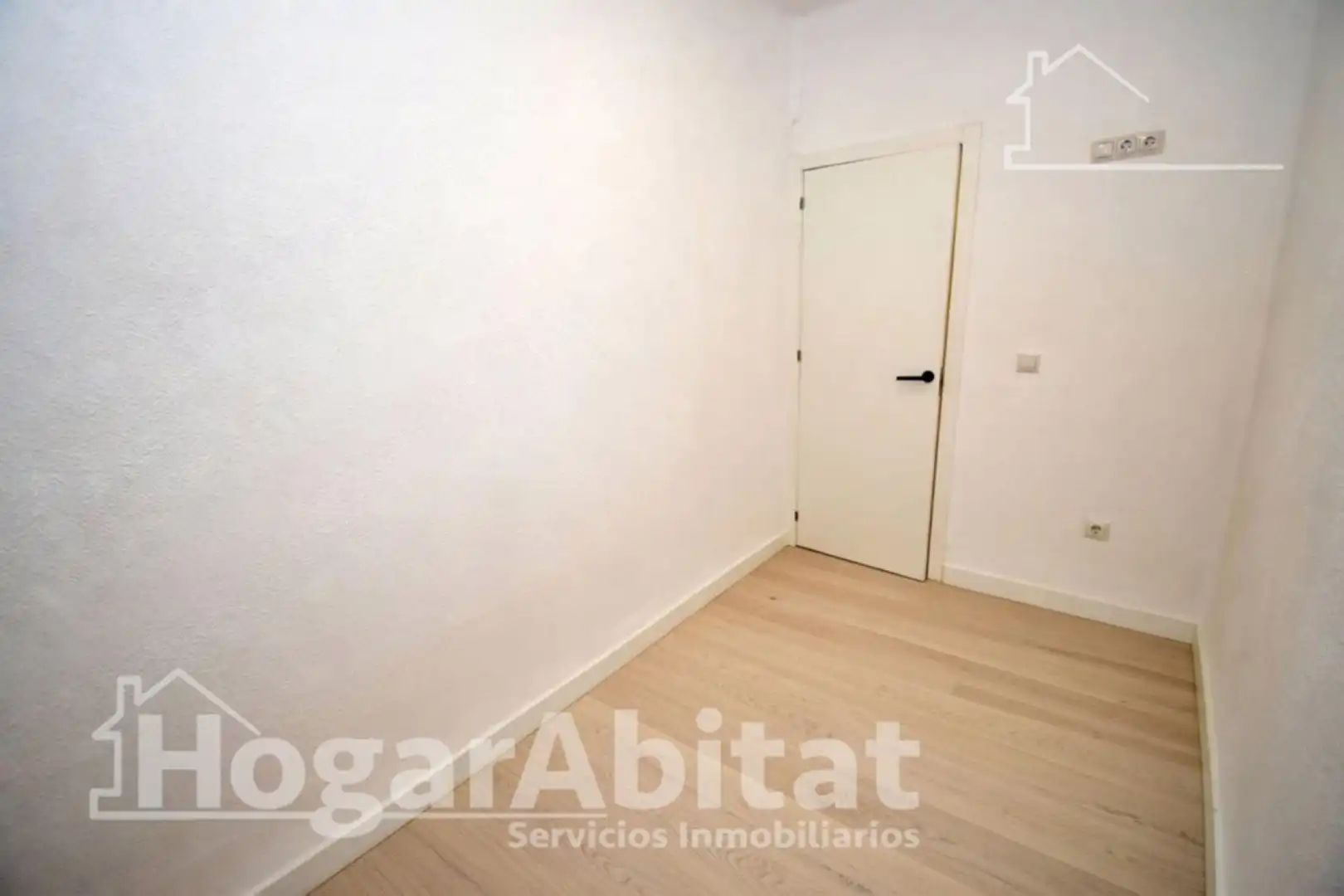 Habitación de Piso en venta en Burriana / Borriana con Balcón y Alarma